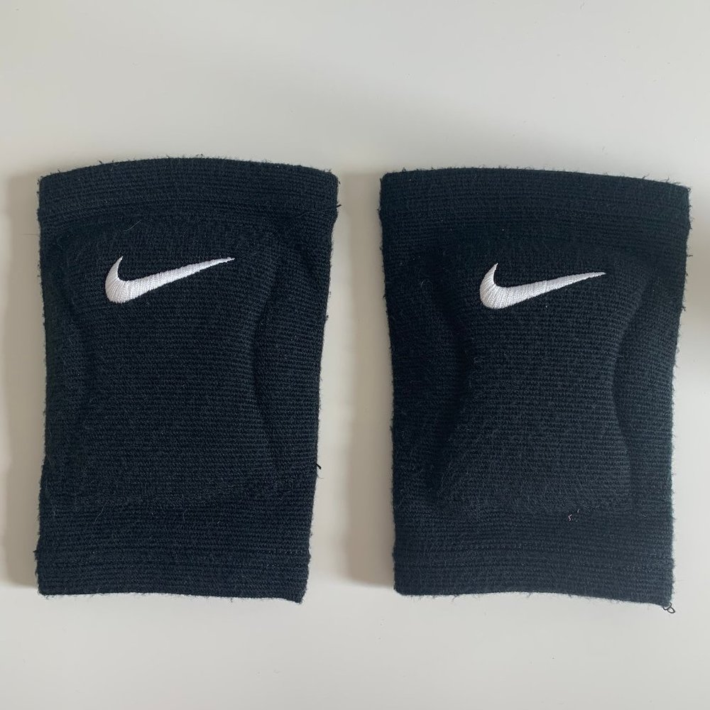 Black Nike Knee Pads